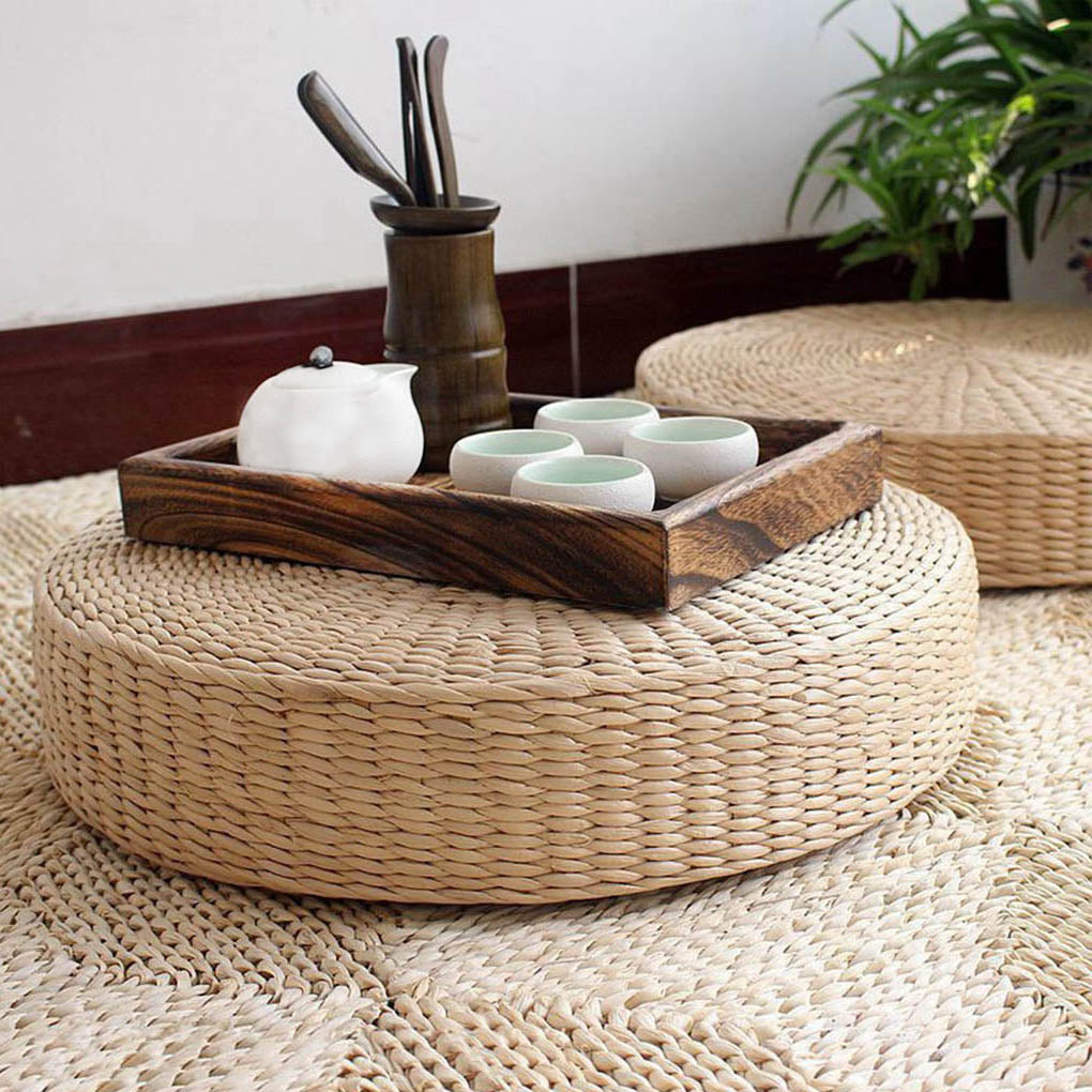 Natural Straw Round Pouf