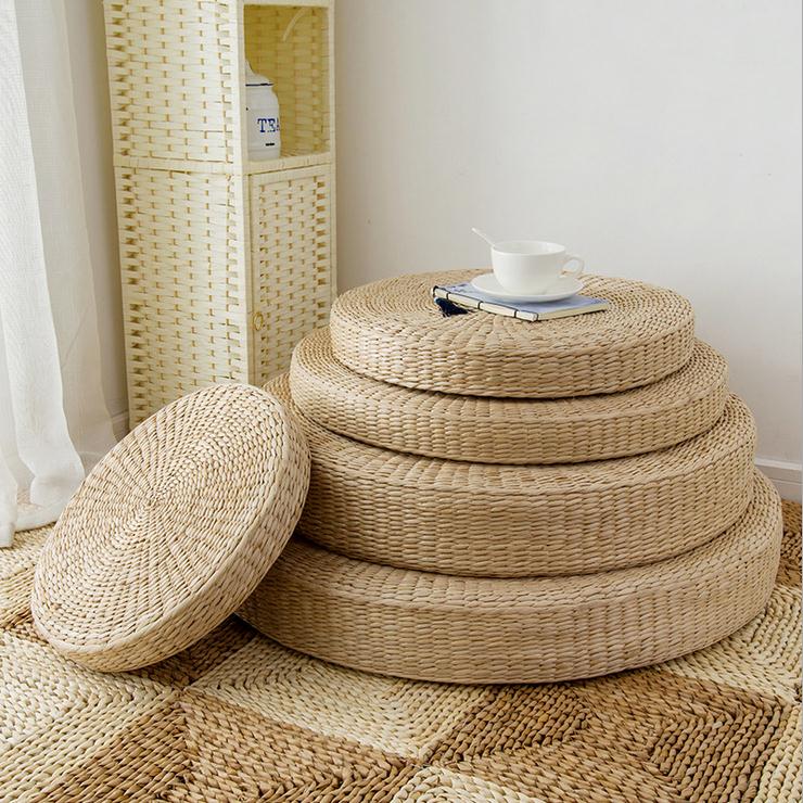 Natural Straw Round Pouf